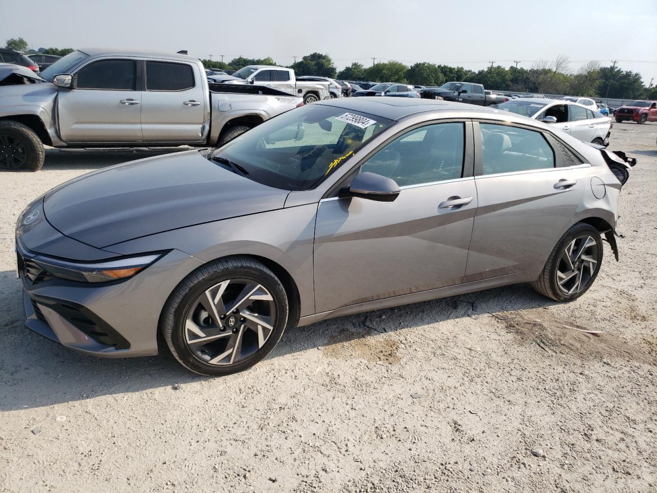 2024 HYUNDAI ELANTRA LIMITED