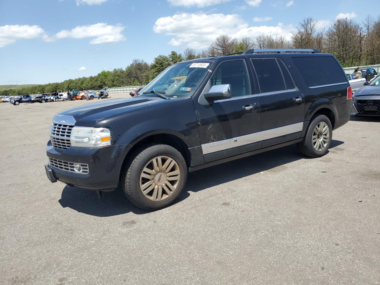 2011 LINCOLN NAVIGATOR L