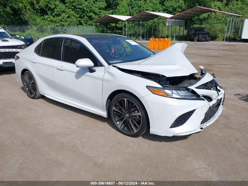 2019 TOYOTA CAMRY XSE