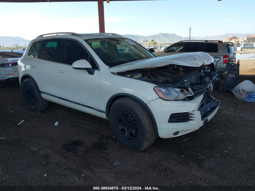 2011 VOLKSWAGEN TOUAREG TDI EXECUTIVE