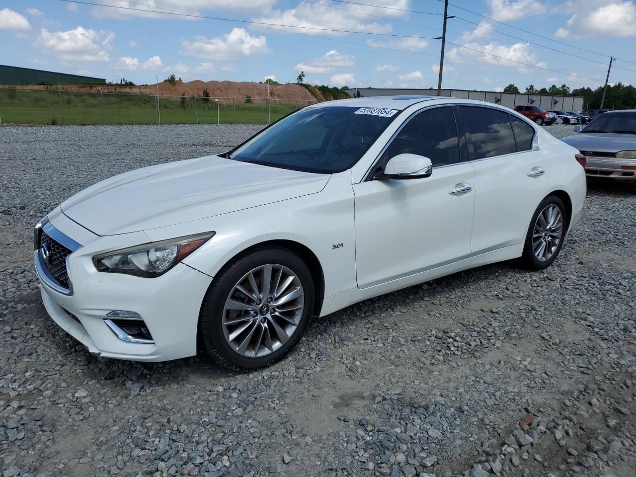 2018 INFINITI Q50 LUXE