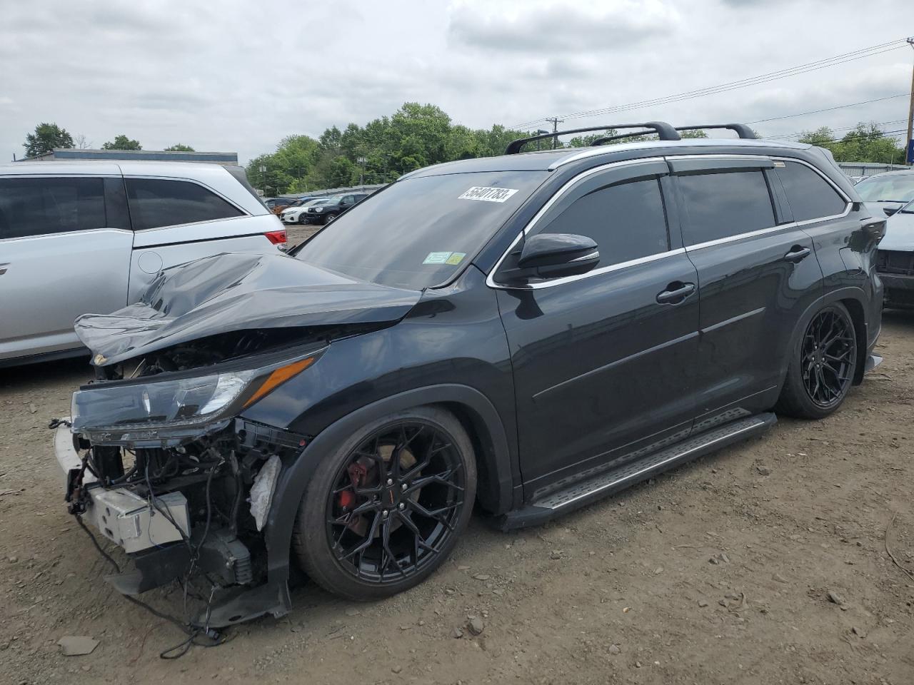 2015 TOYOTA HIGHLANDER XLE