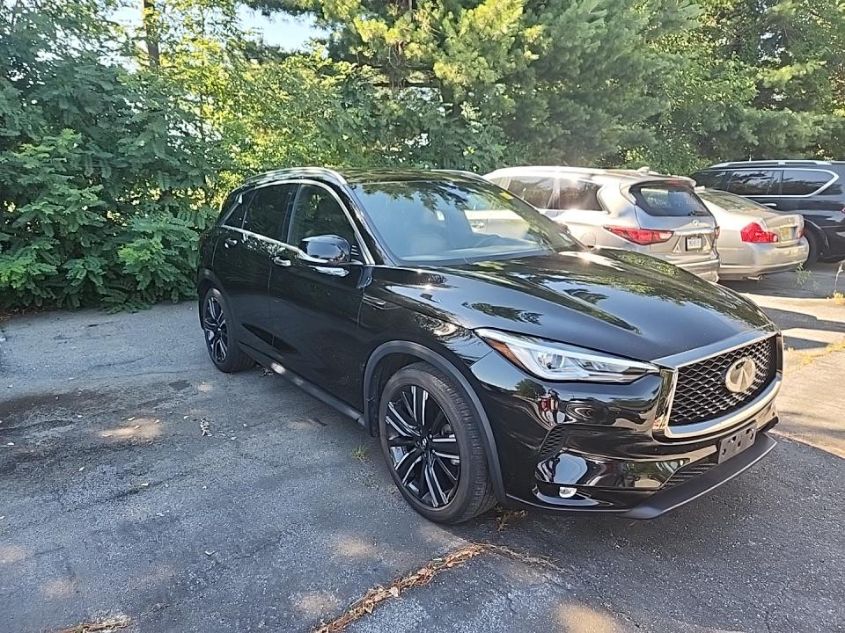 2021 INFINITI QX50 LUXE