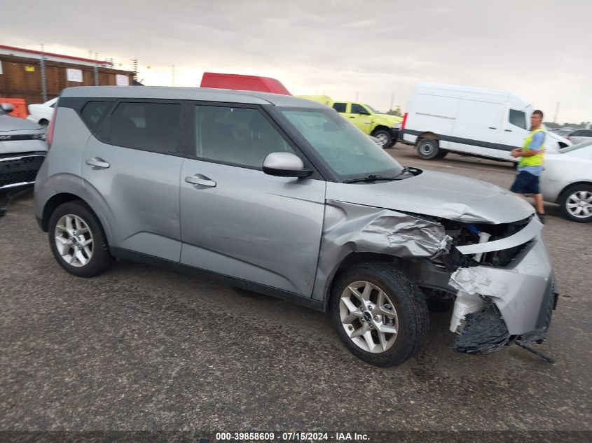 2023 KIA SOUL LX