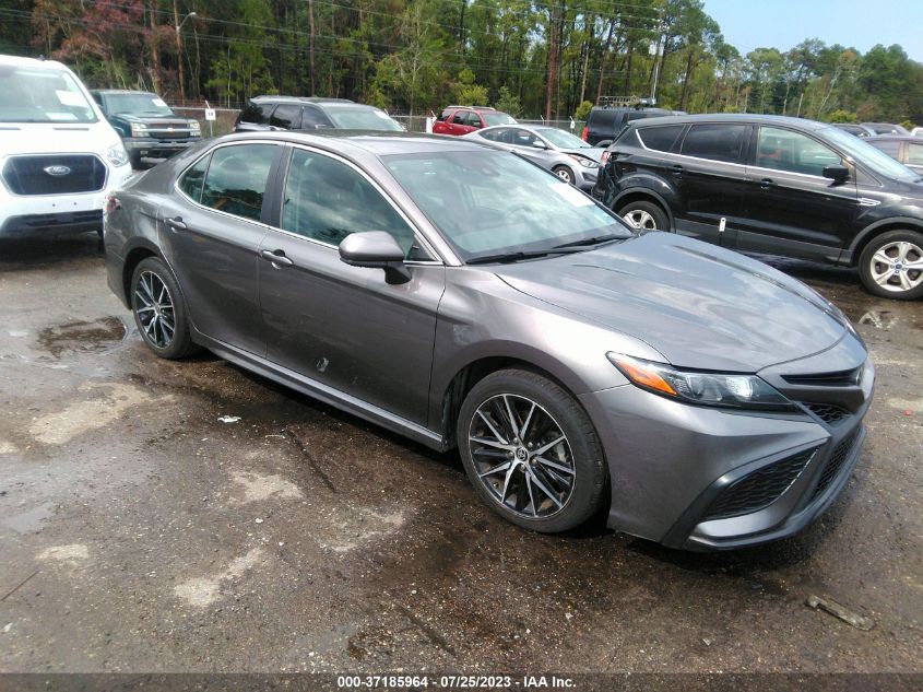 2021 TOYOTA CAMRY SE