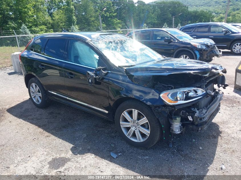 2017 VOLVO XC60 T5/INSCRIPTION