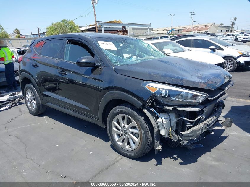 2017 HYUNDAI TUCSON SE