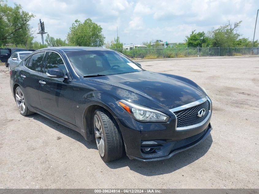 2016 INFINITI Q70 3.7