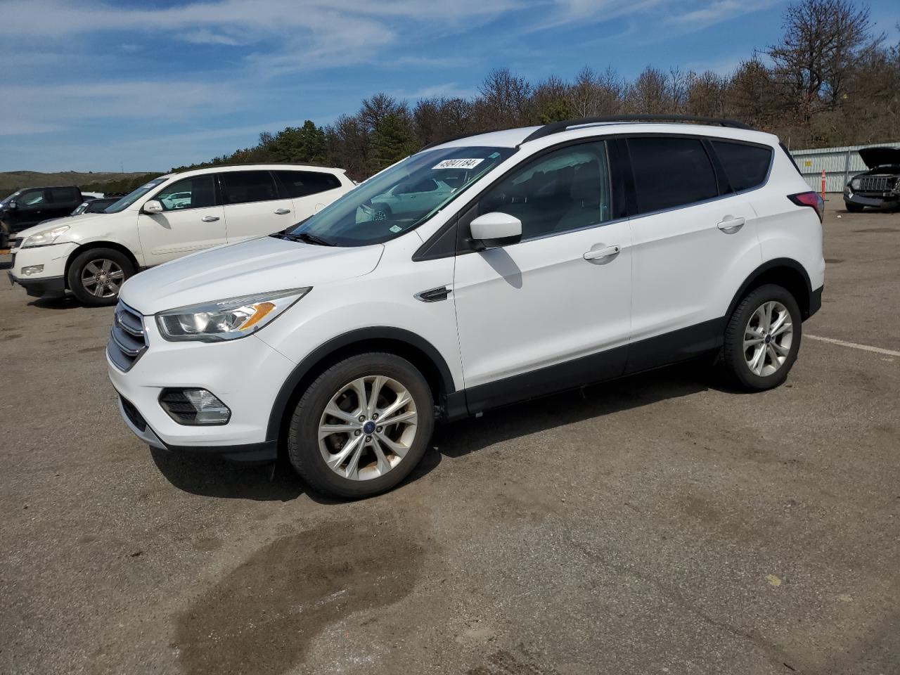 2017 FORD ESCAPE SE