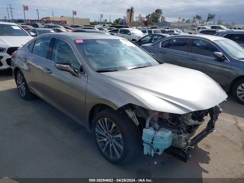 2021 LEXUS ES 300H