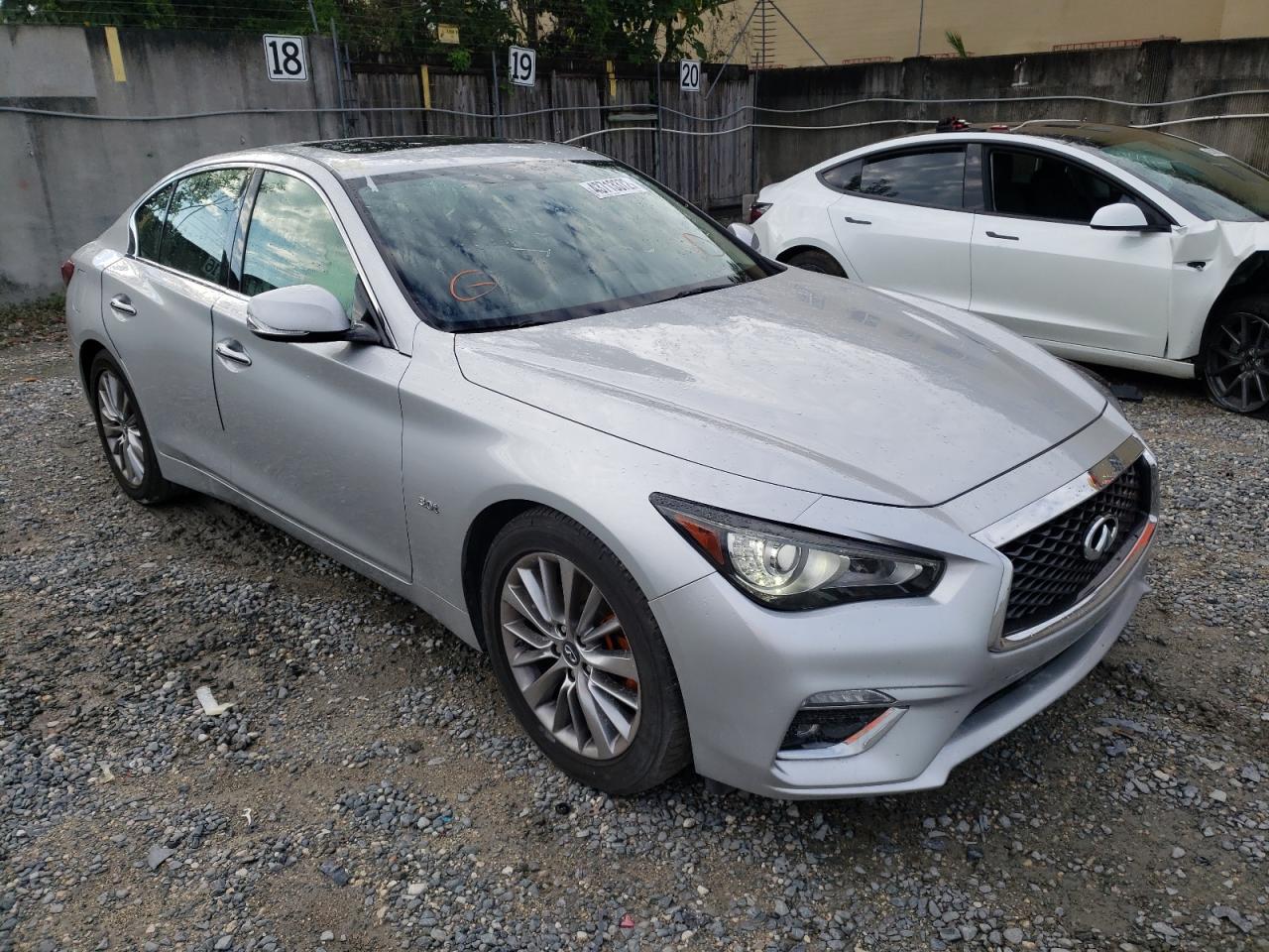 2018 INFINITI Q50 LUXE