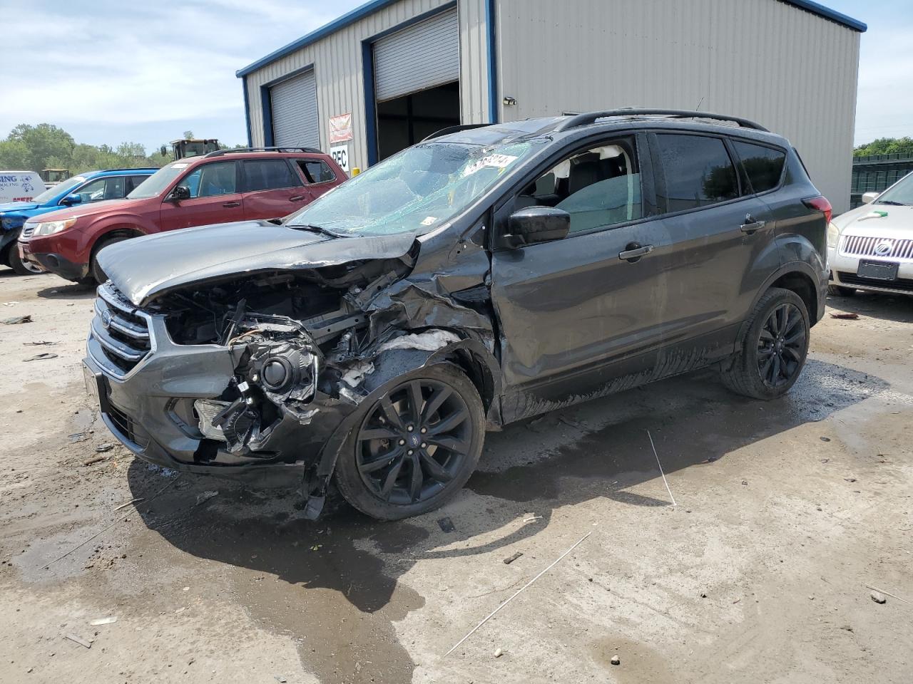 2019 FORD ESCAPE SE