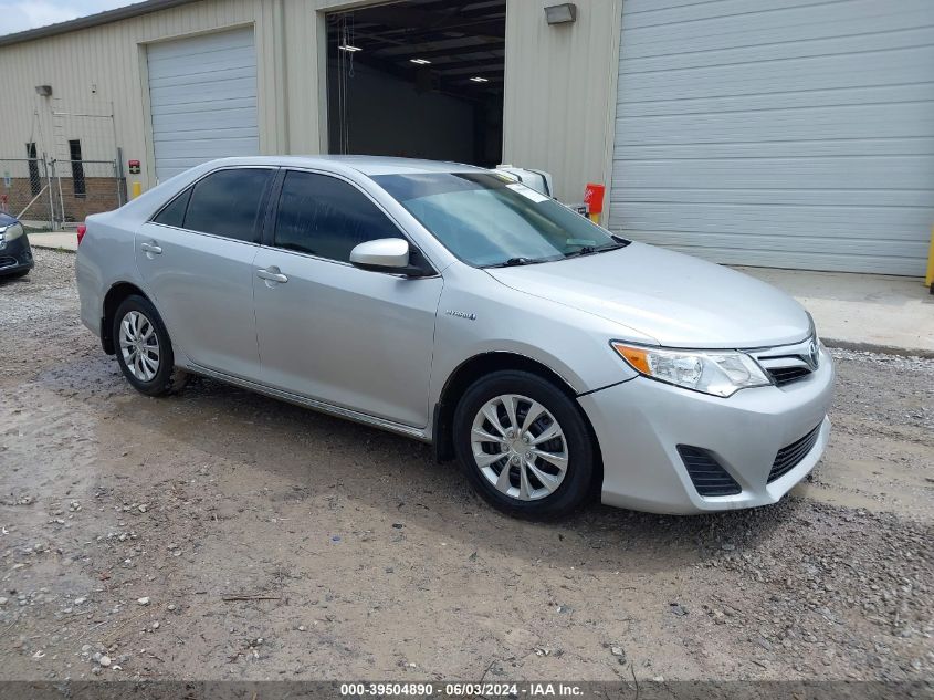 2014 TOYOTA CAMRY HYBRID LE