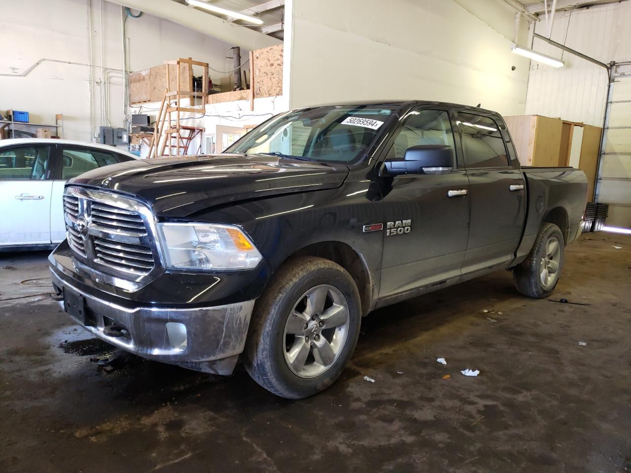 2015 RAM 1500 SLT