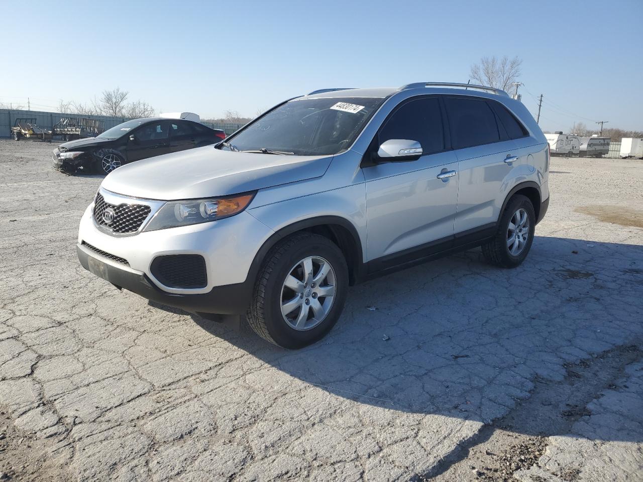 2013 KIA SORENTO LX