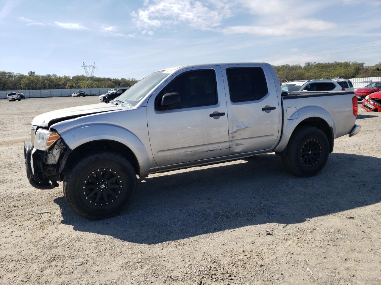 2019 NISSAN FRONTIER S