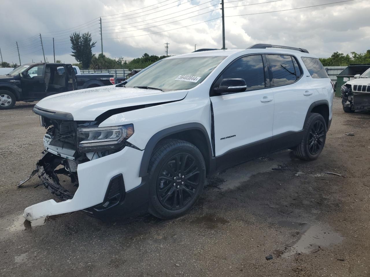 2023 GMC ACADIA SLT