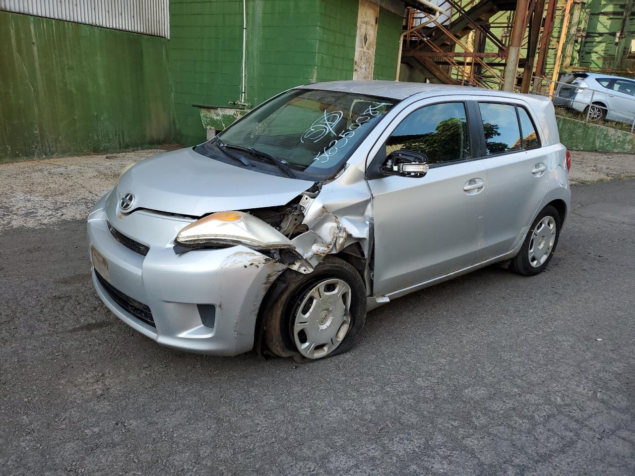 2010 TOYOTA SCION XD