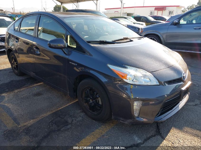 2012 TOYOTA PRIUS THREE