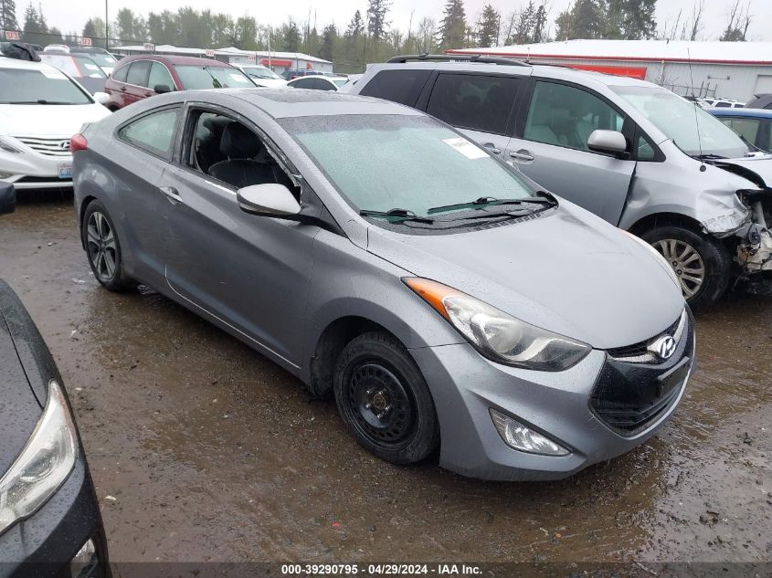 2013 HYUNDAI ELANTRA SE