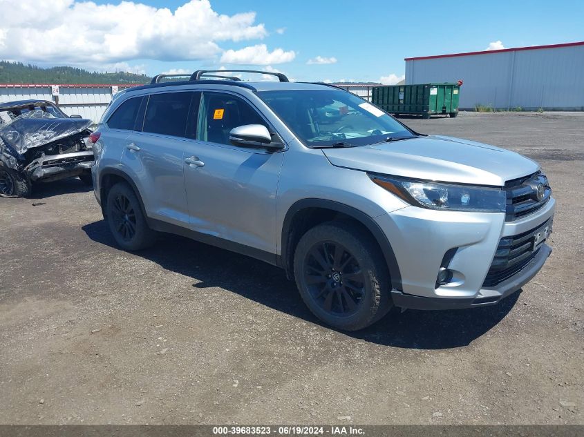 2019 TOYOTA HIGHLANDER SE