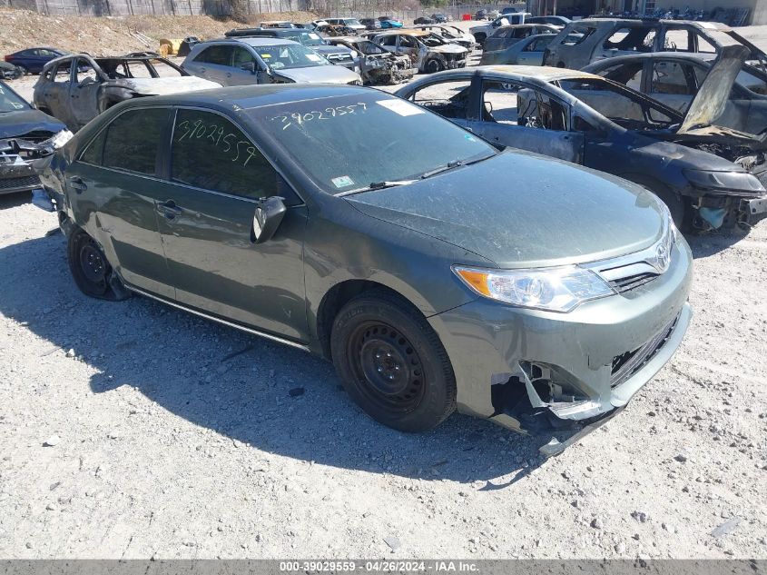 2013 TOYOTA CAMRY LE