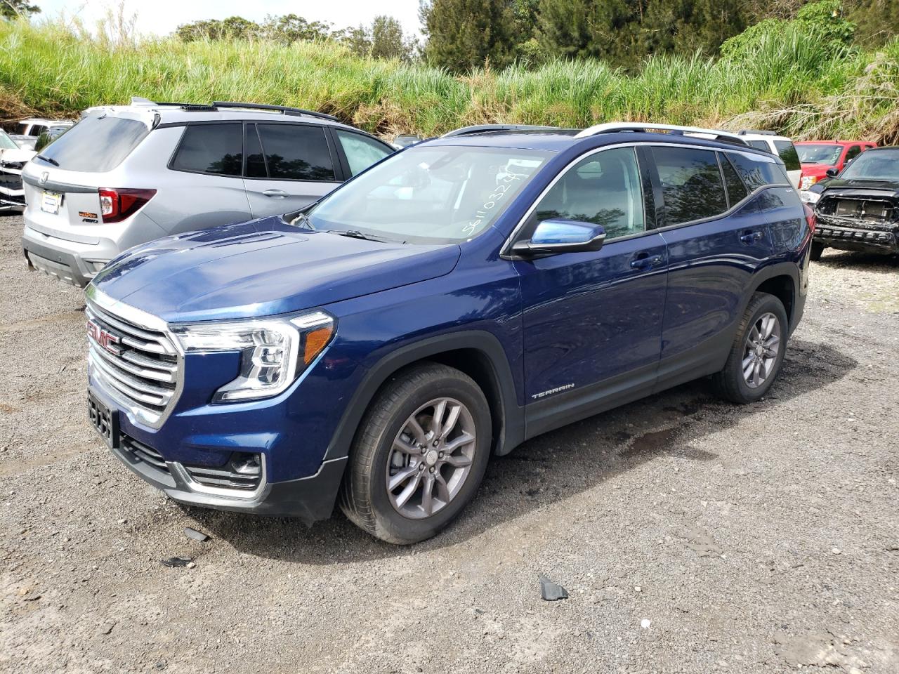 2023 GMC TERRAIN SLT