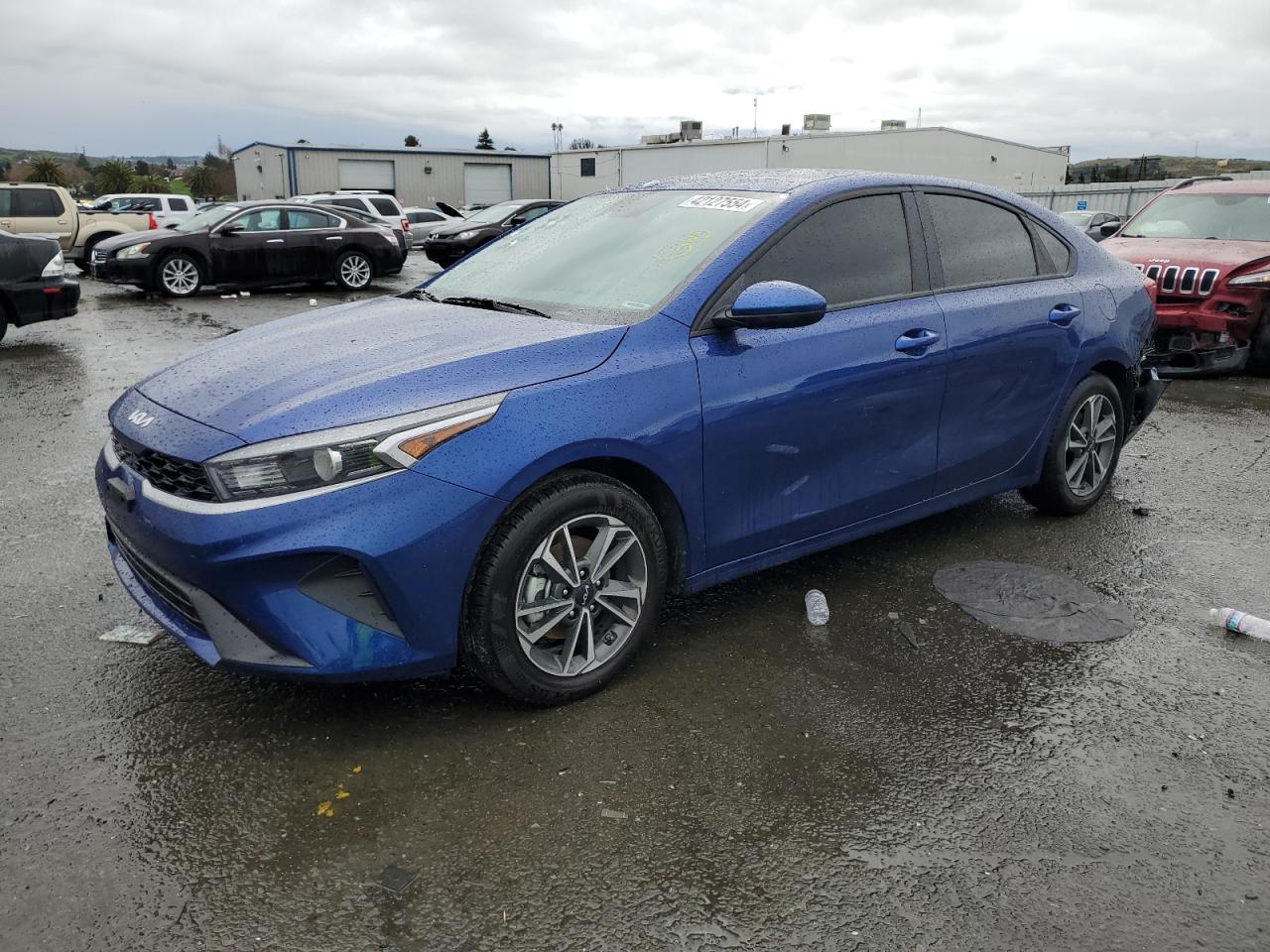 2023 KIA FORTE LX