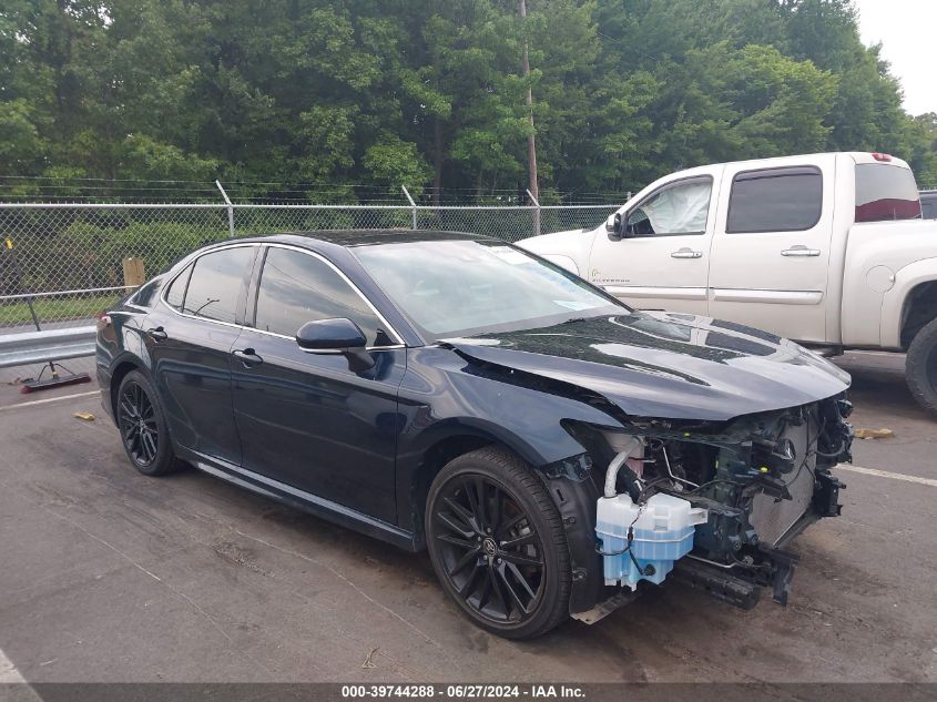 2021 TOYOTA CAMRY XSE