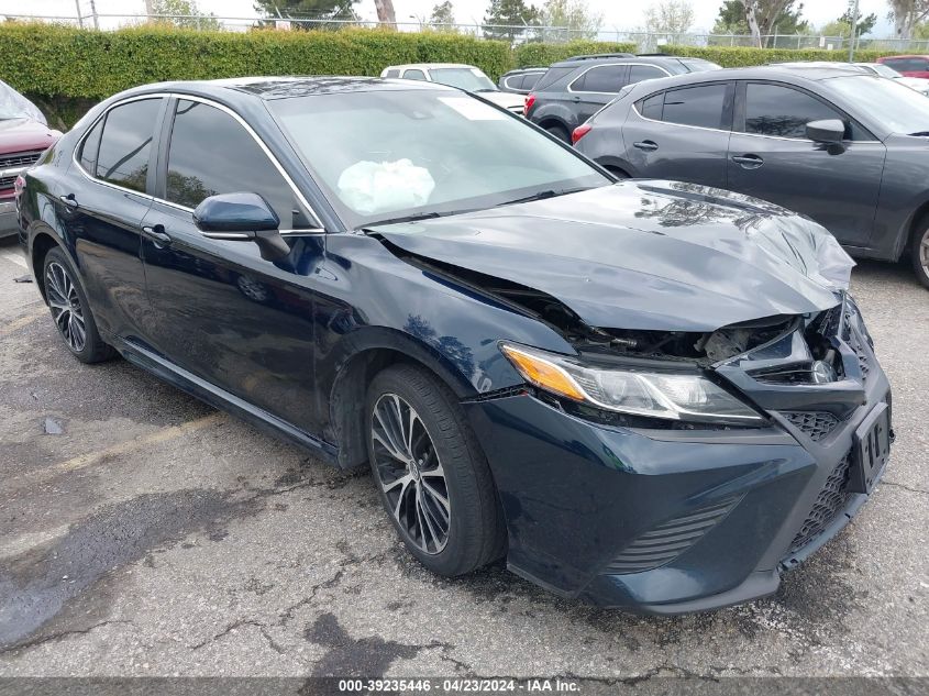 2018 TOYOTA CAMRY SE