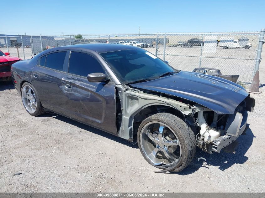 2013 DODGE CHARGER SE