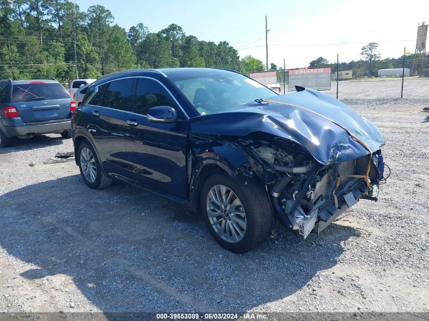 2023 INFINITI QX50 LUXE