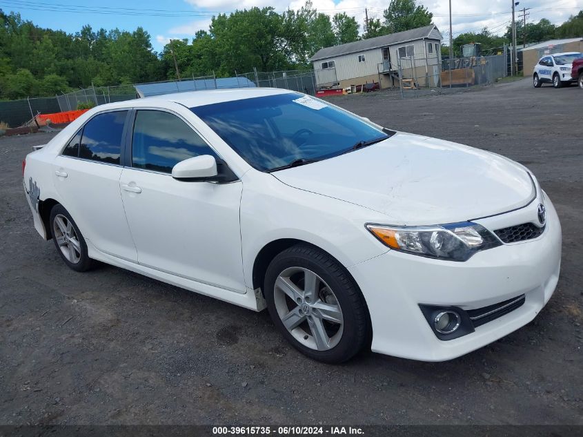 2013 TOYOTA CAMRY SE