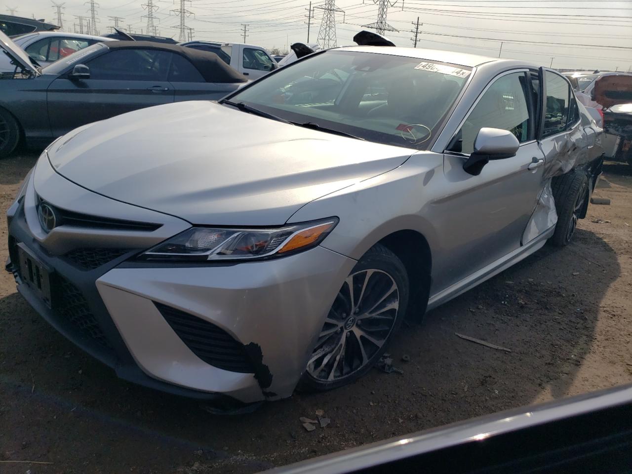 2020 TOYOTA CAMRY SE