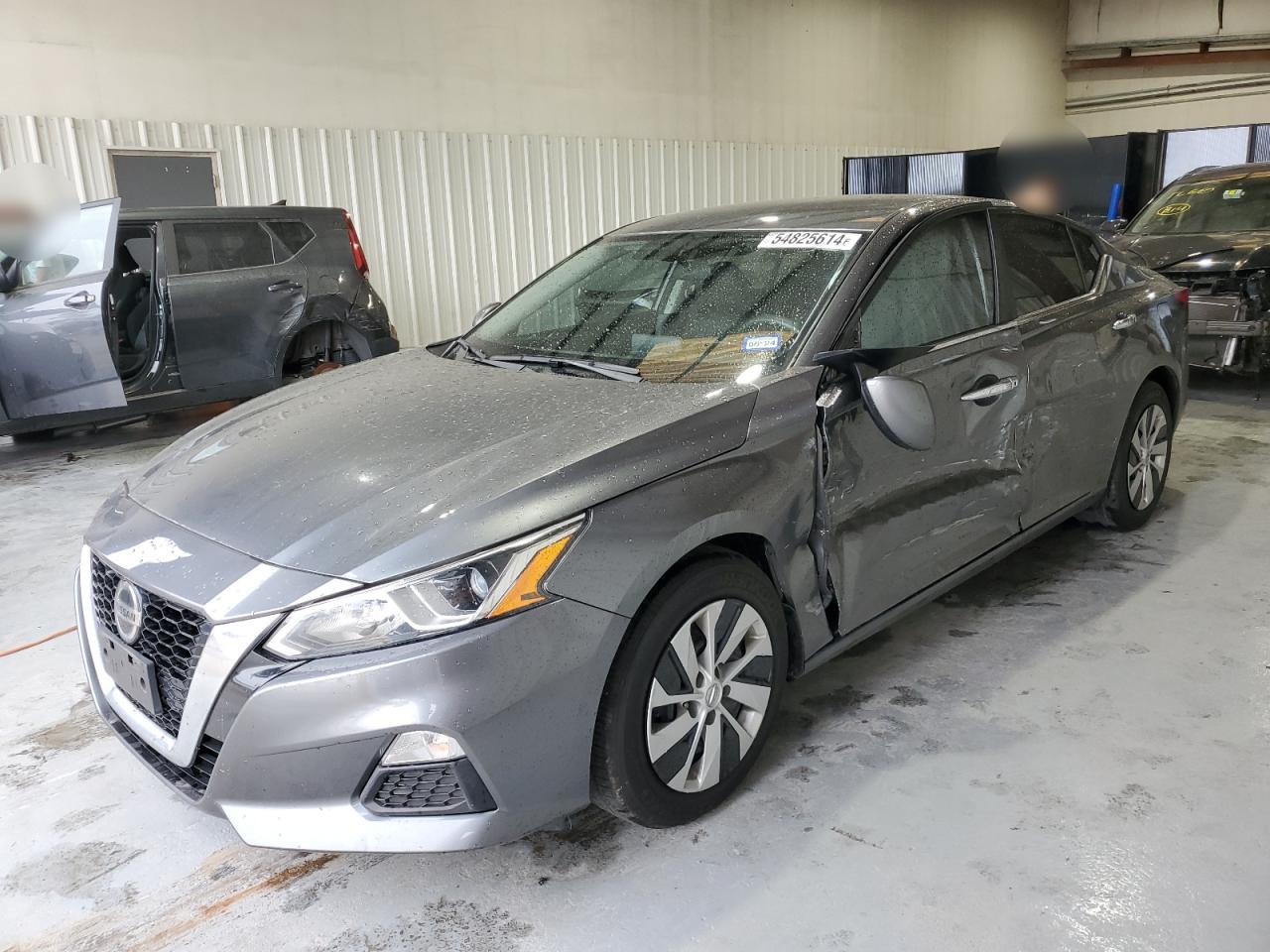 2019 NISSAN ALTIMA S