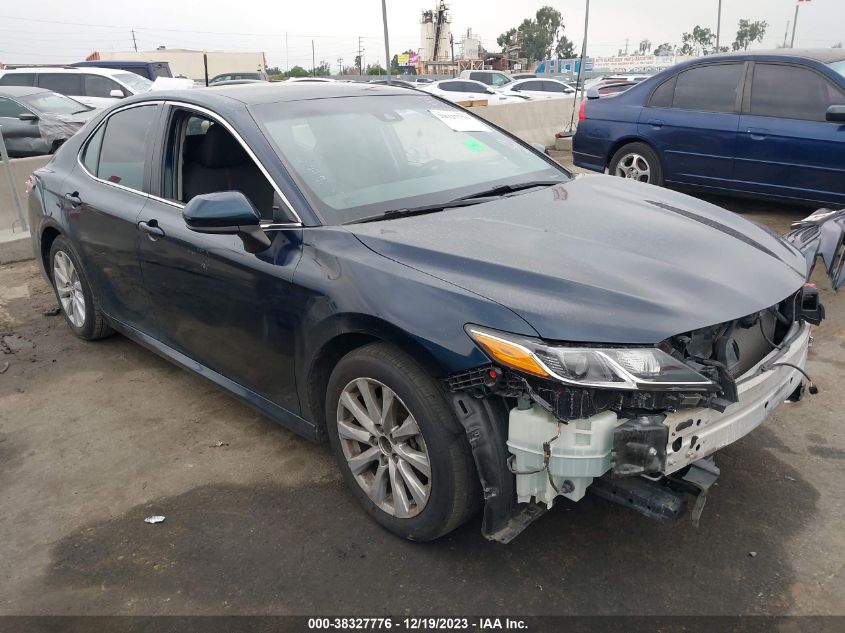 2019 TOYOTA CAMRY LE