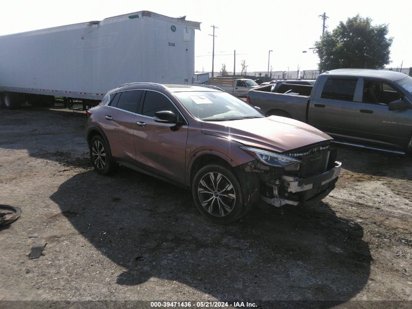 2017 INFINITI QX30 LUXURY/PREMIUM/SPORT