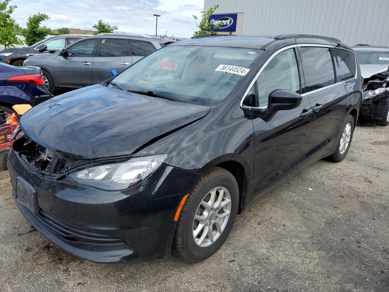 2020 CHRYSLER VOYAGER LXI