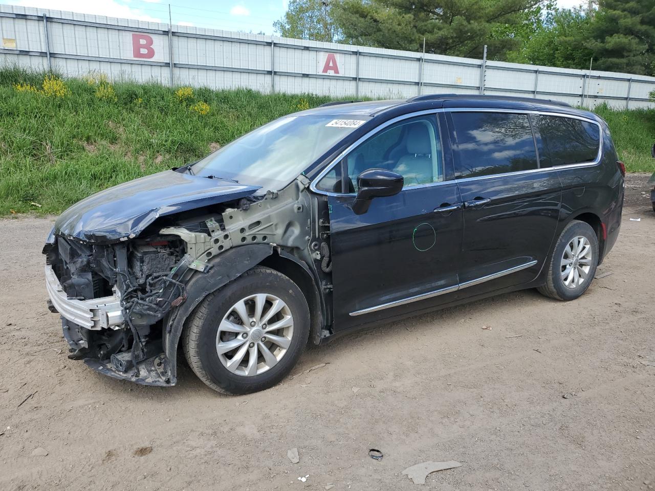 2017 CHRYSLER PACIFICA TOURING L