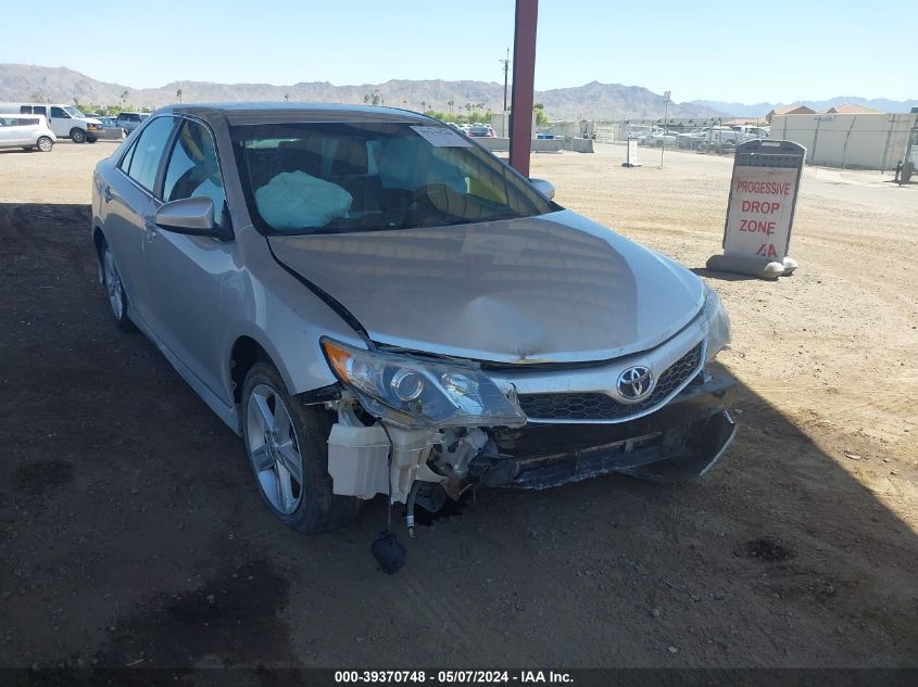 2014 TOYOTA CAMRY SE