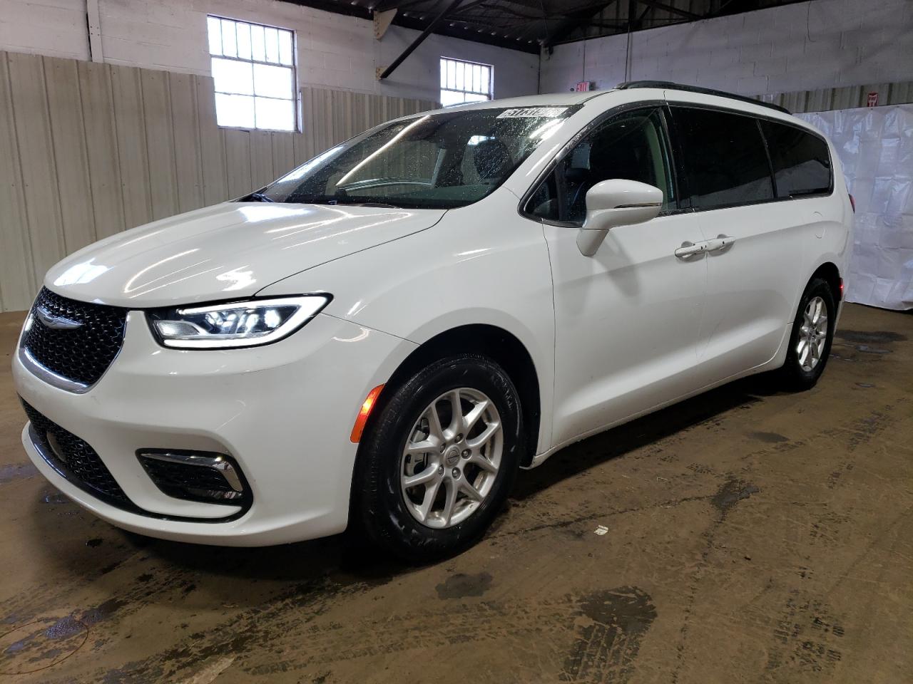 2022 CHRYSLER PACIFICA TOURING L