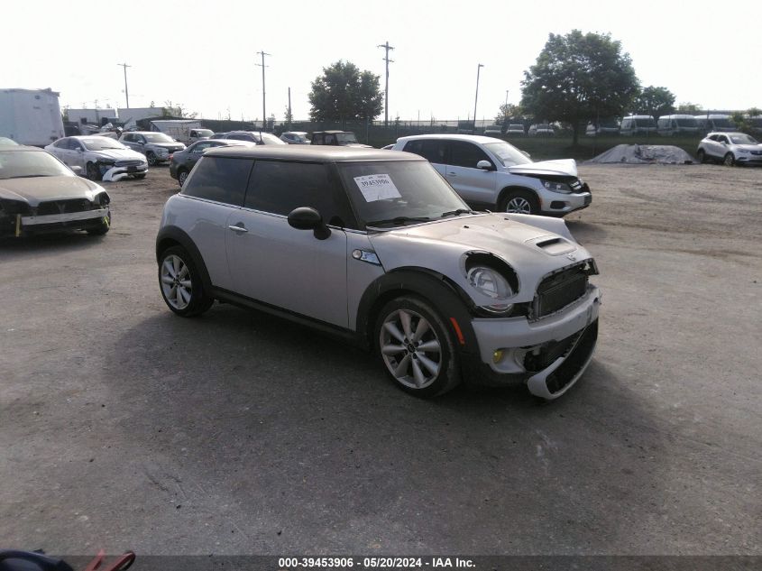 2011 MINI COOPER S