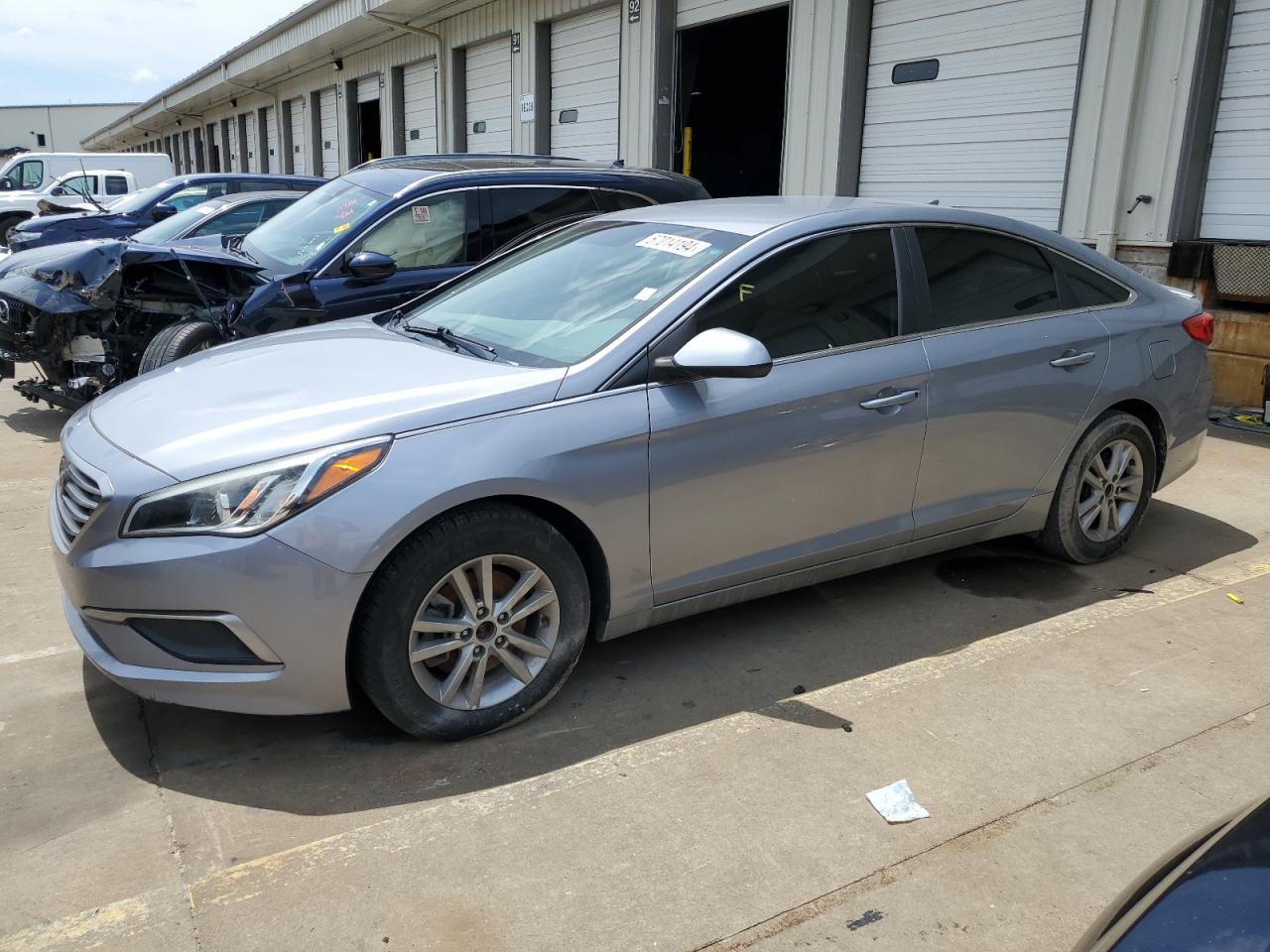 2017 HYUNDAI SONATA SE