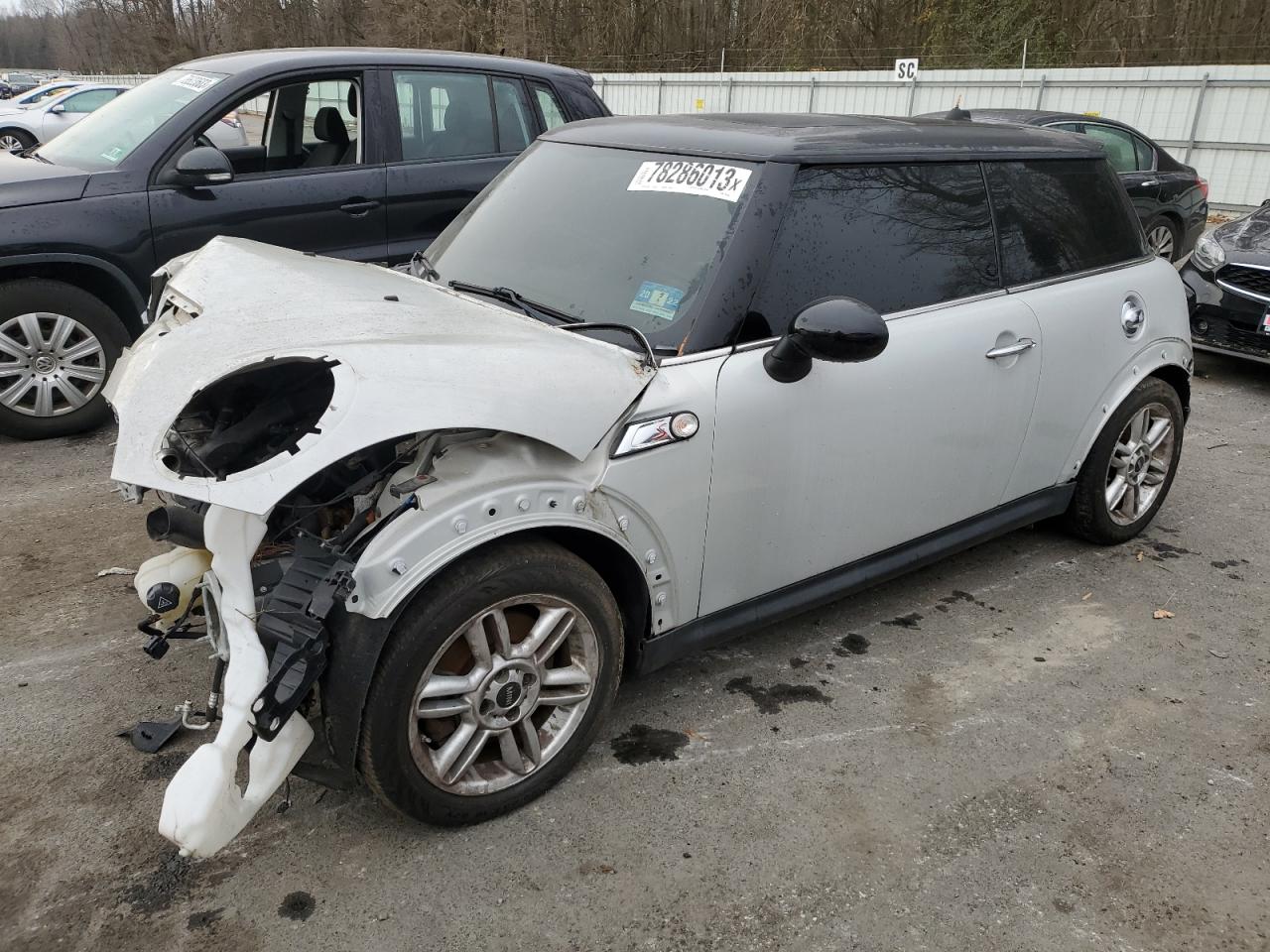 2012 MINI COOPER S