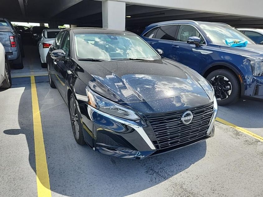 2023 NISSAN ALTIMA SL