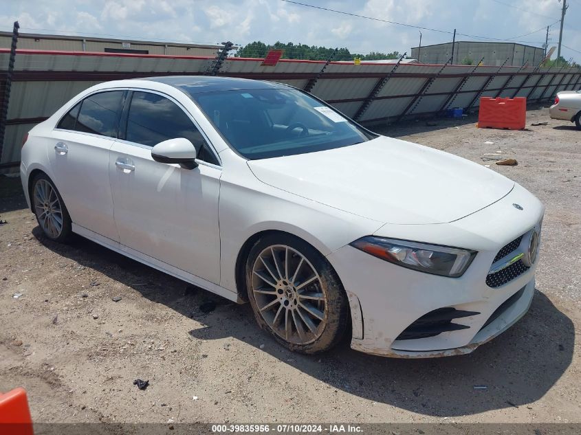 2019 MERCEDES-BENZ A 220