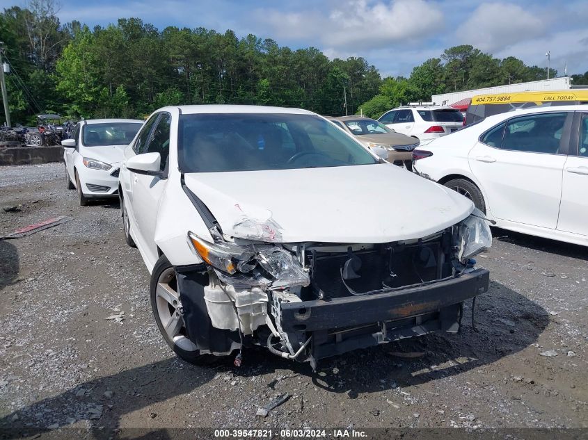 2012 TOYOTA CAMRY SE