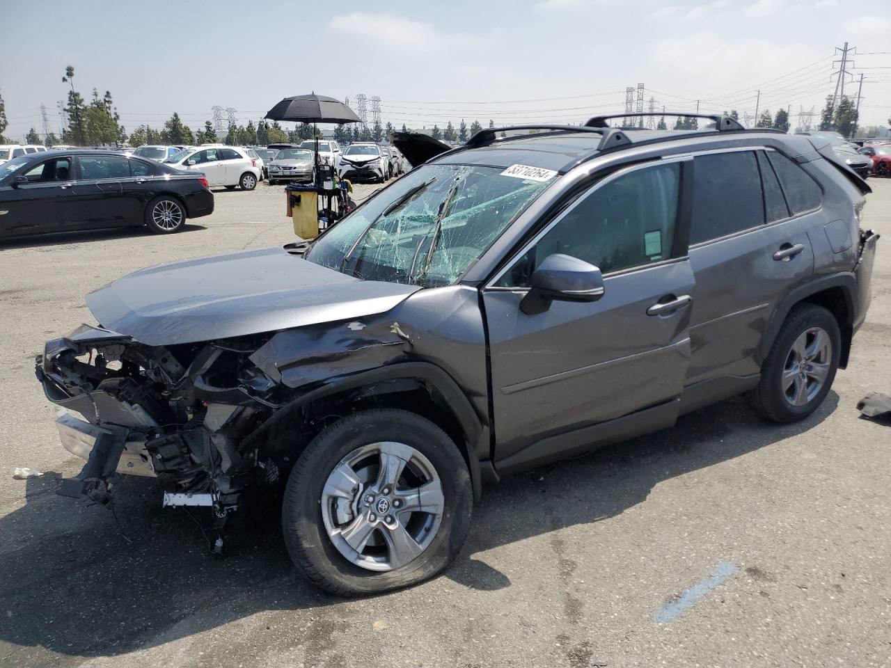 2022 TOYOTA RAV4 XLE