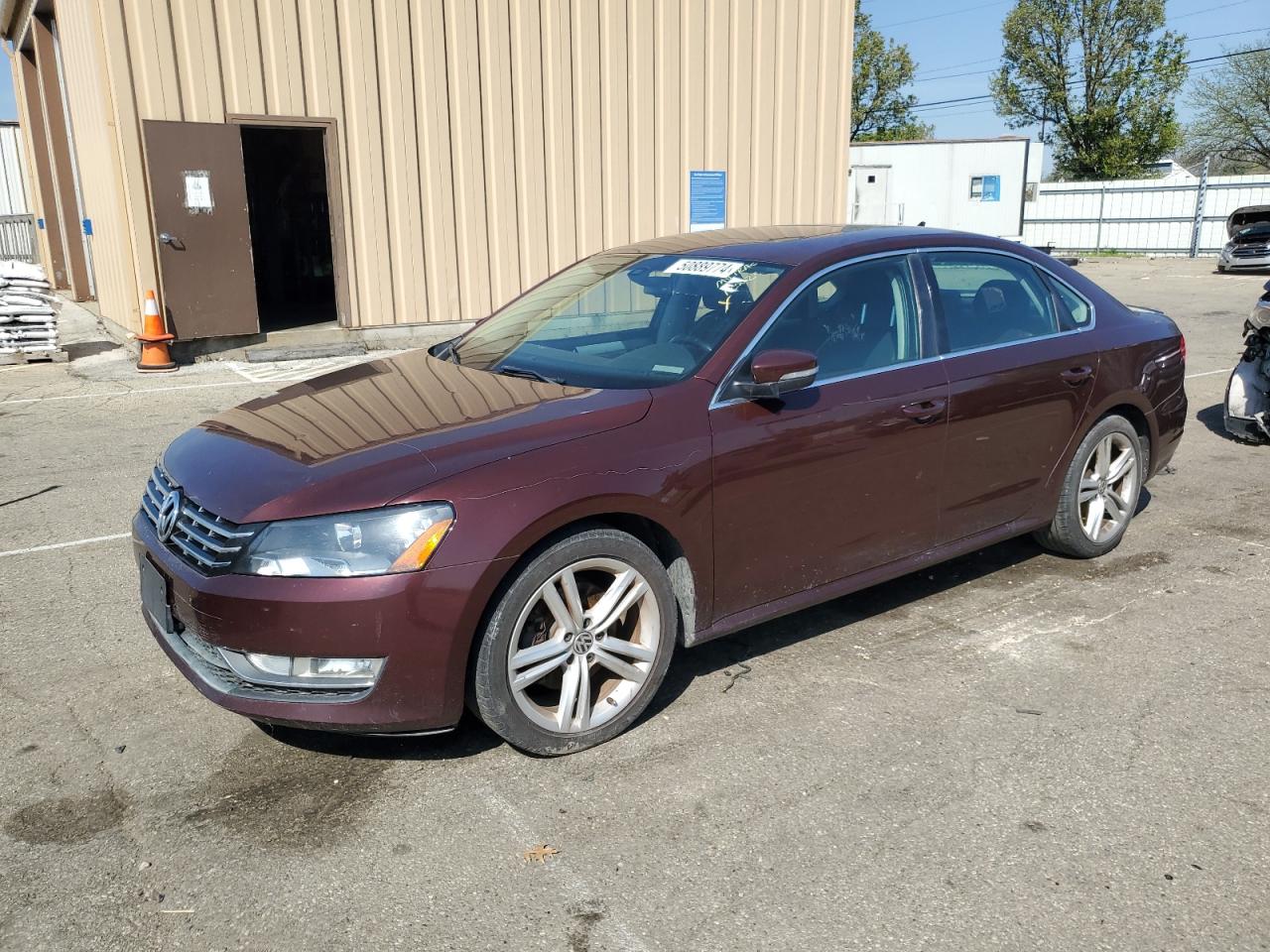 2013 VOLKSWAGEN PASSAT SE