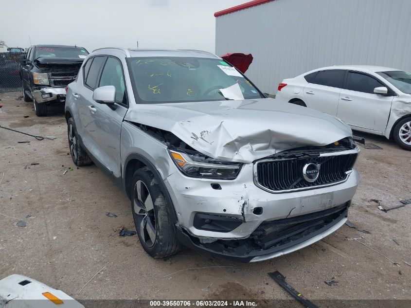 2019 VOLVO XC40 T5 MOMENTUM